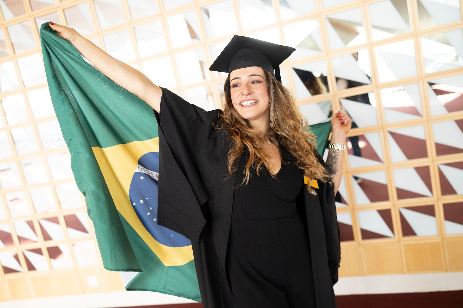 Estudantes em campus internacional